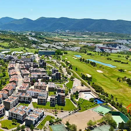 Lanuza: Margas Golf Apartmán